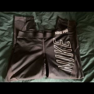 Nike Women’s leggings